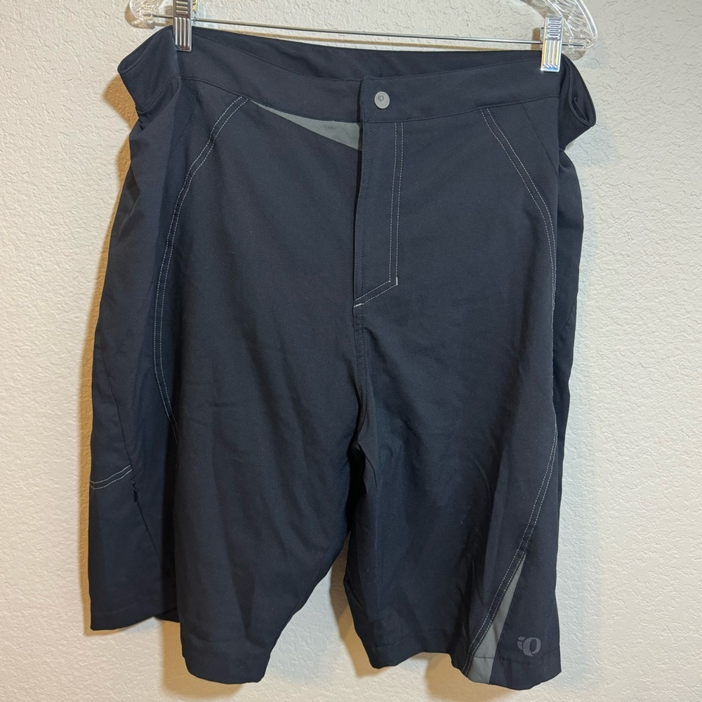 Pearl Izumi Navy Mountain Biking Shorts with interior Snap Biker Shorts xl